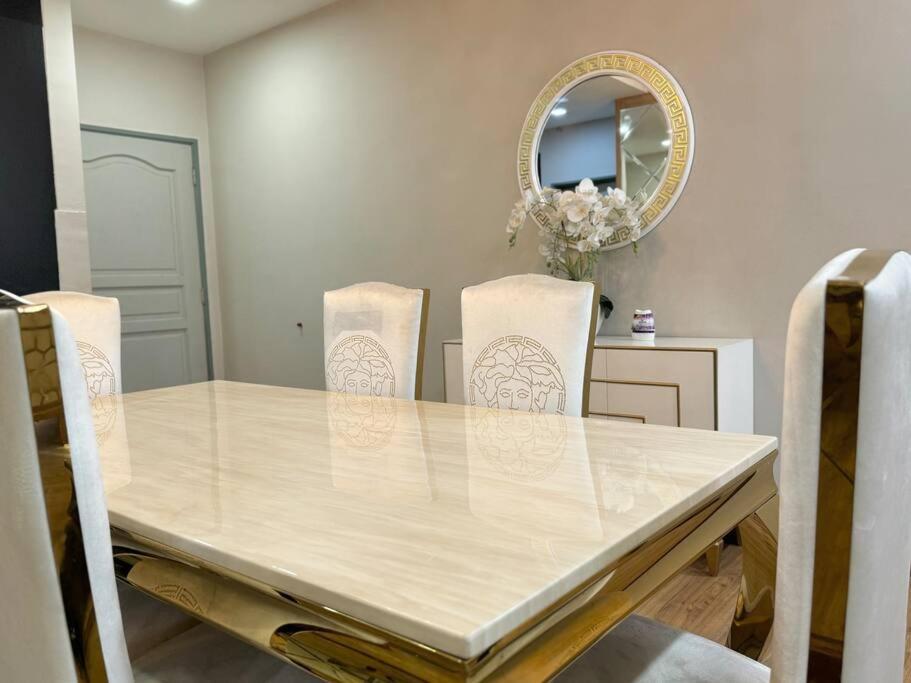 Minumum 7Days 3Br At Pju 10 Damansaradamai Daire Petaling Jaya Dış mekan fotoğraf